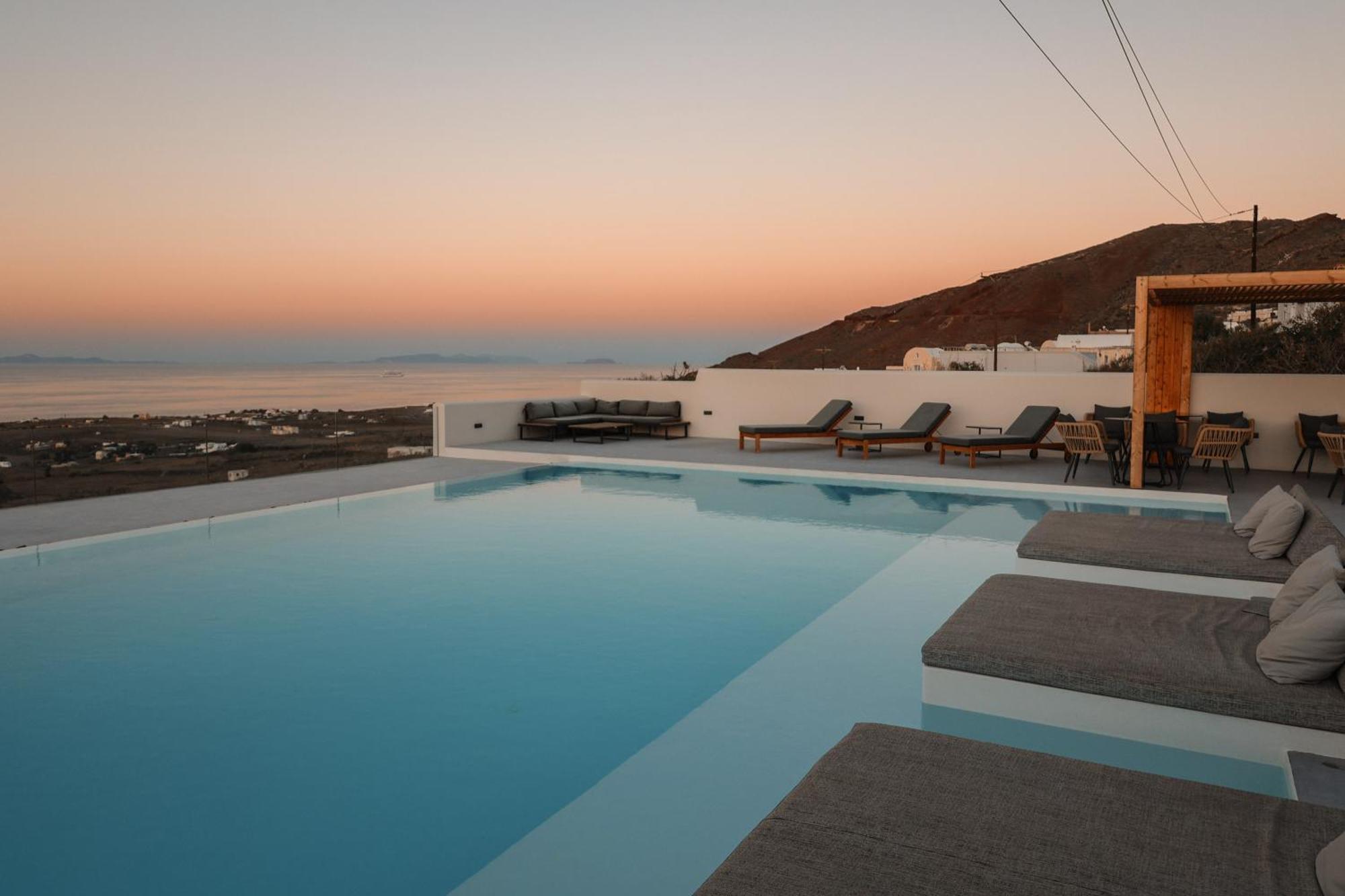 North Wind Luxury Suites Oía Exteriér fotografie